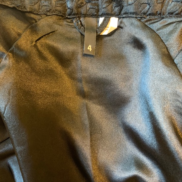 Houndstooth Cropped Jacket - Picture 6 of 11